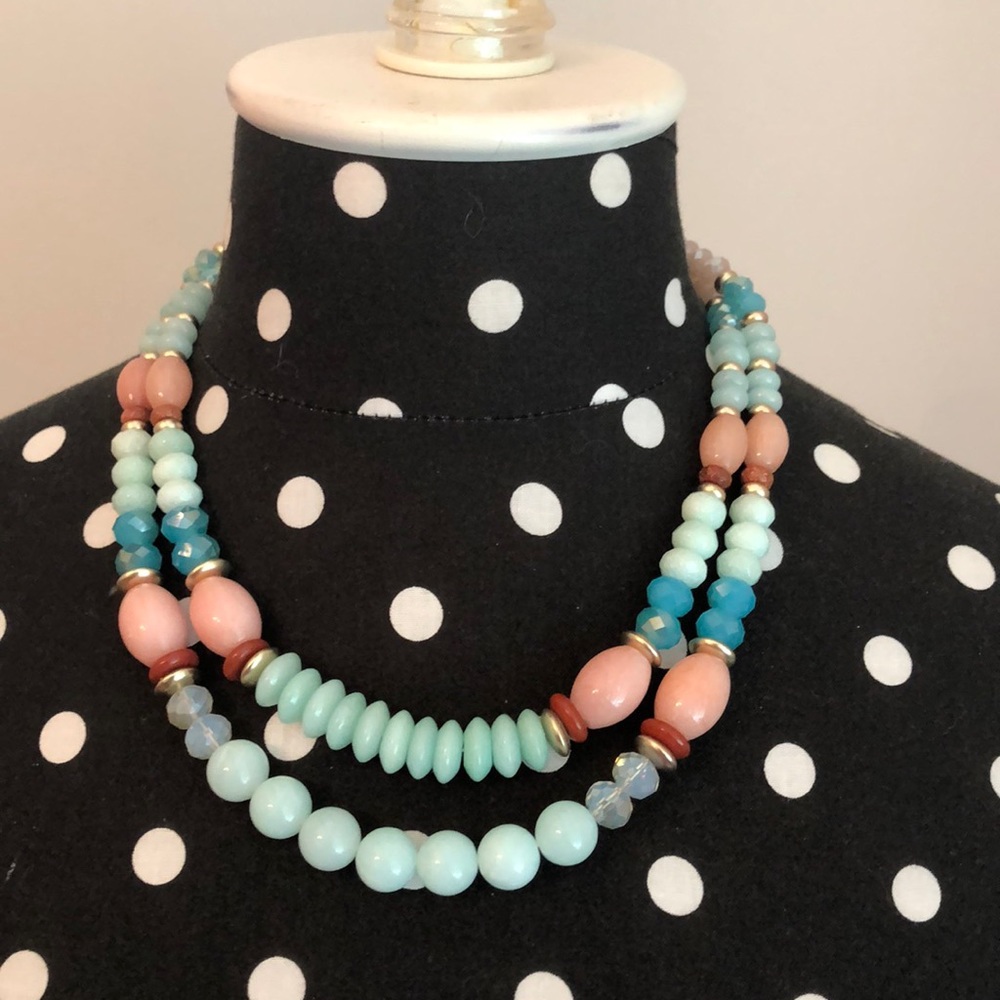 Statement necklace
